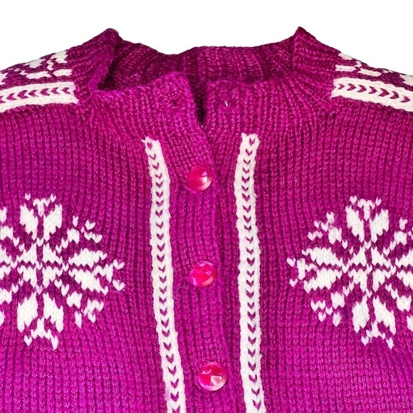 HAND-KNIT Vintage Snowflake Cardigan Sweater Magenta Purple Women's Size S - Picture 8 of 15